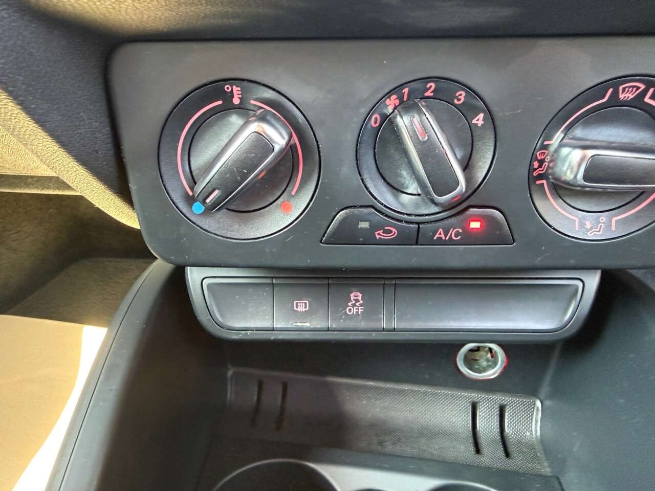 2017 AUDI A1 2017 AUDI A1
