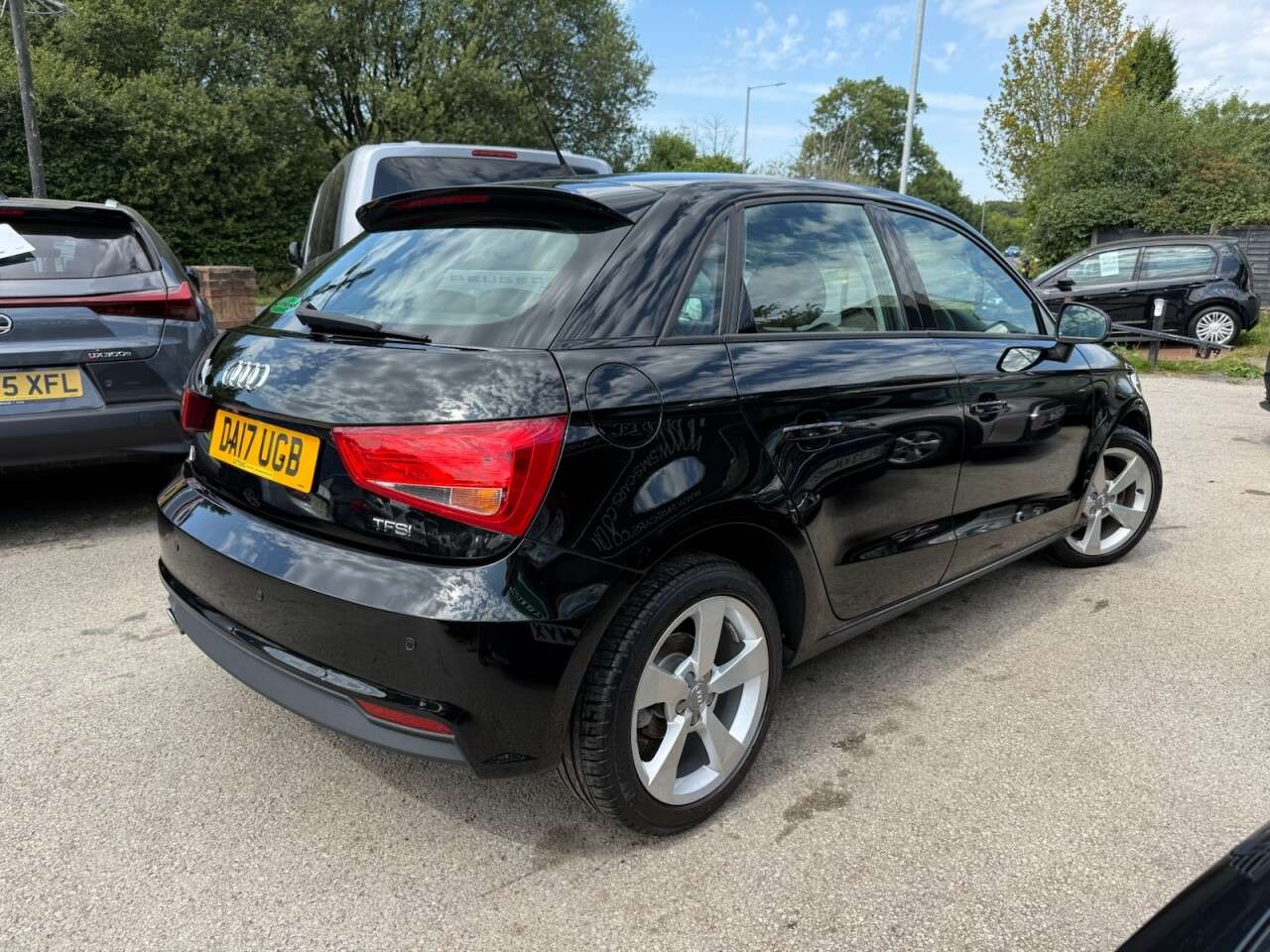 A 2017 AUDI A1 1.0 TFSI Sport Sportback 5dr Petrol Manual Euro 6 (s/s) (95 ps) SERVICE & P A 2017 AUDI A1 1.0 TFSI Sport Sportback 5dr Petrol Manual Euro 6 (s/s) (95 ps) SERVICE & P