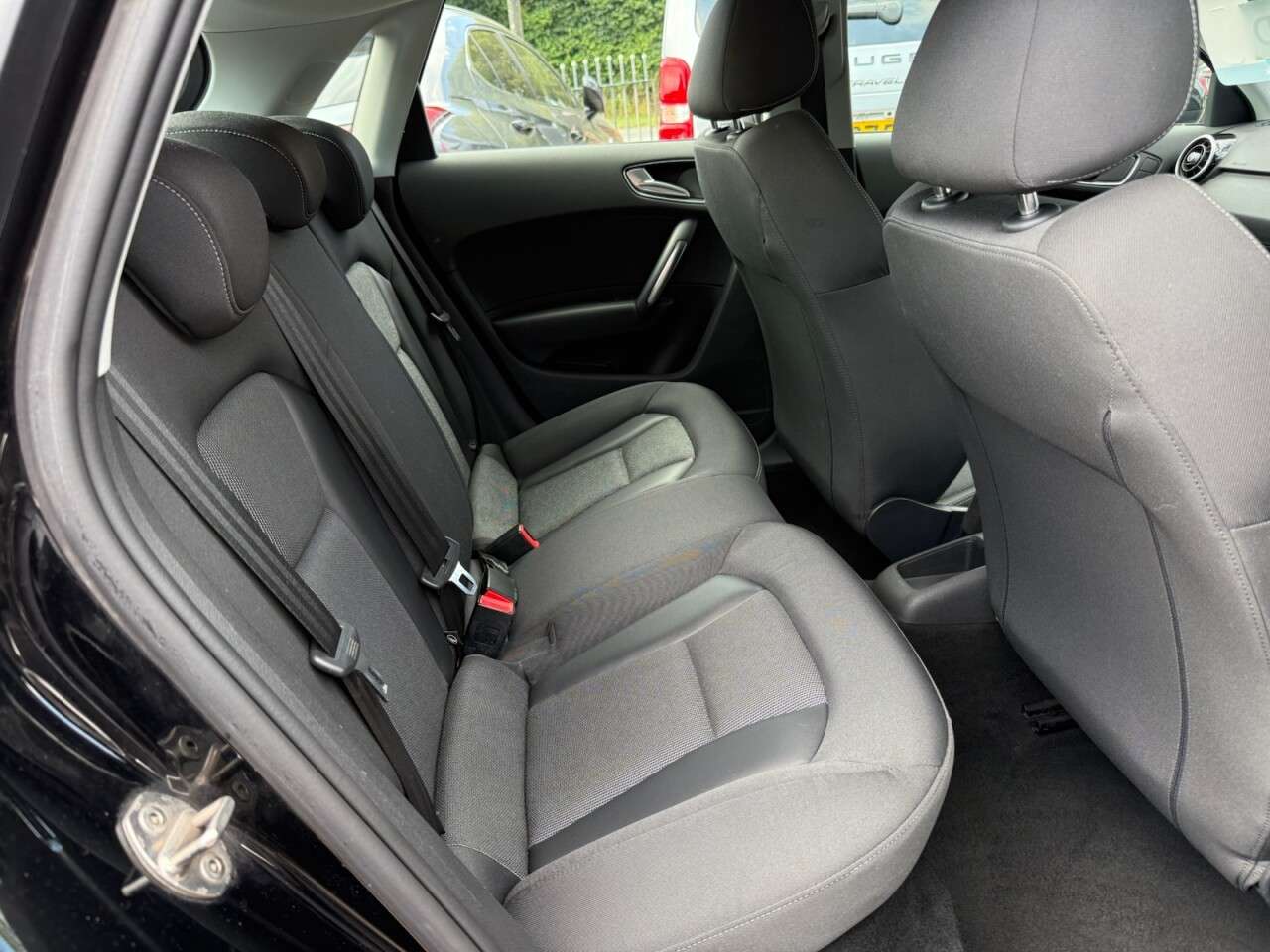 2017 AUDI A1 2017 AUDI A1