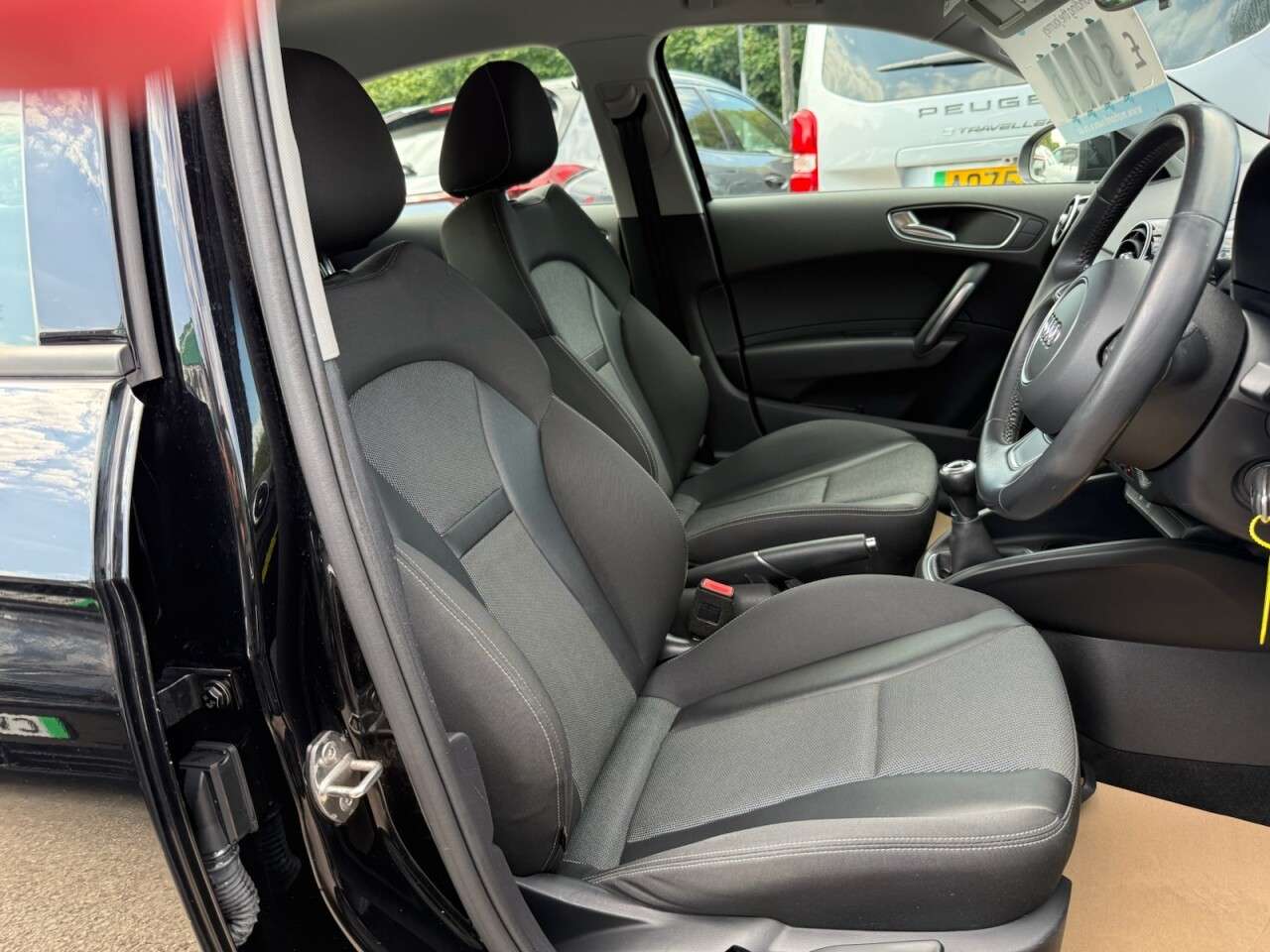 2017 AUDI A1 2017 AUDI A1