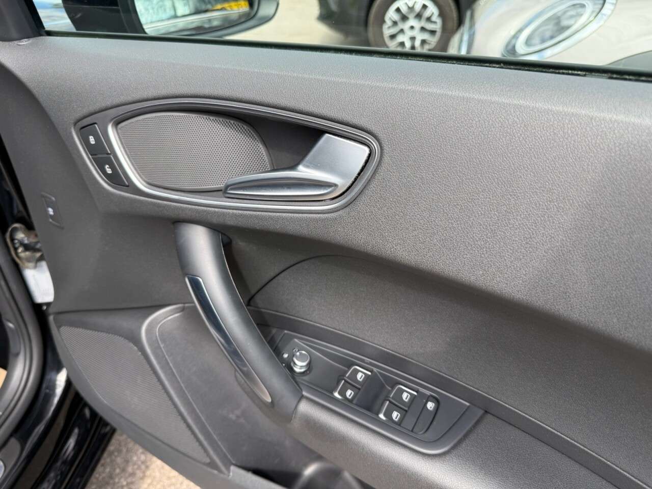 2017 AUDI A1 2017 AUDI A1