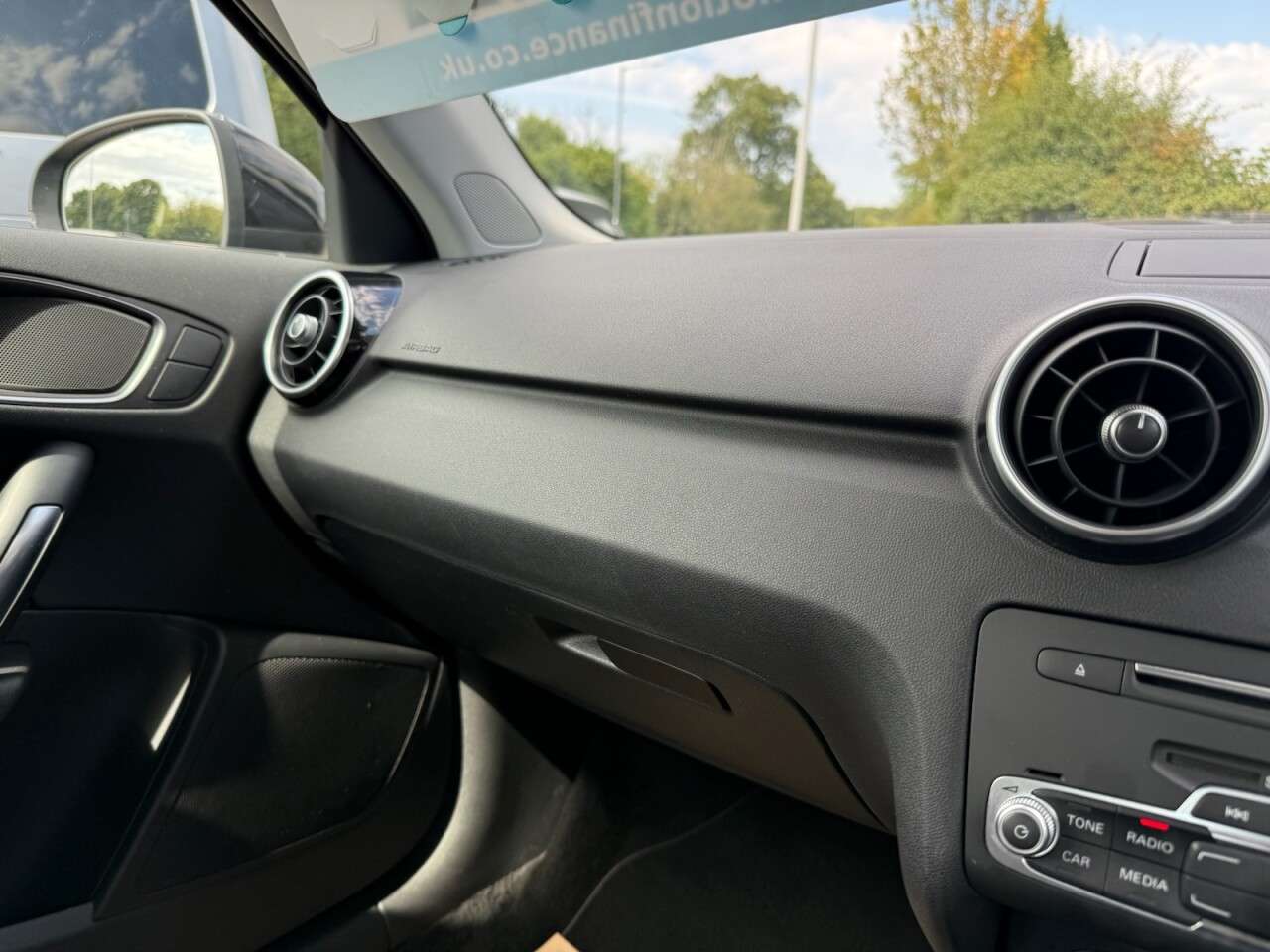 2017 AUDI A1 2017 AUDI A1