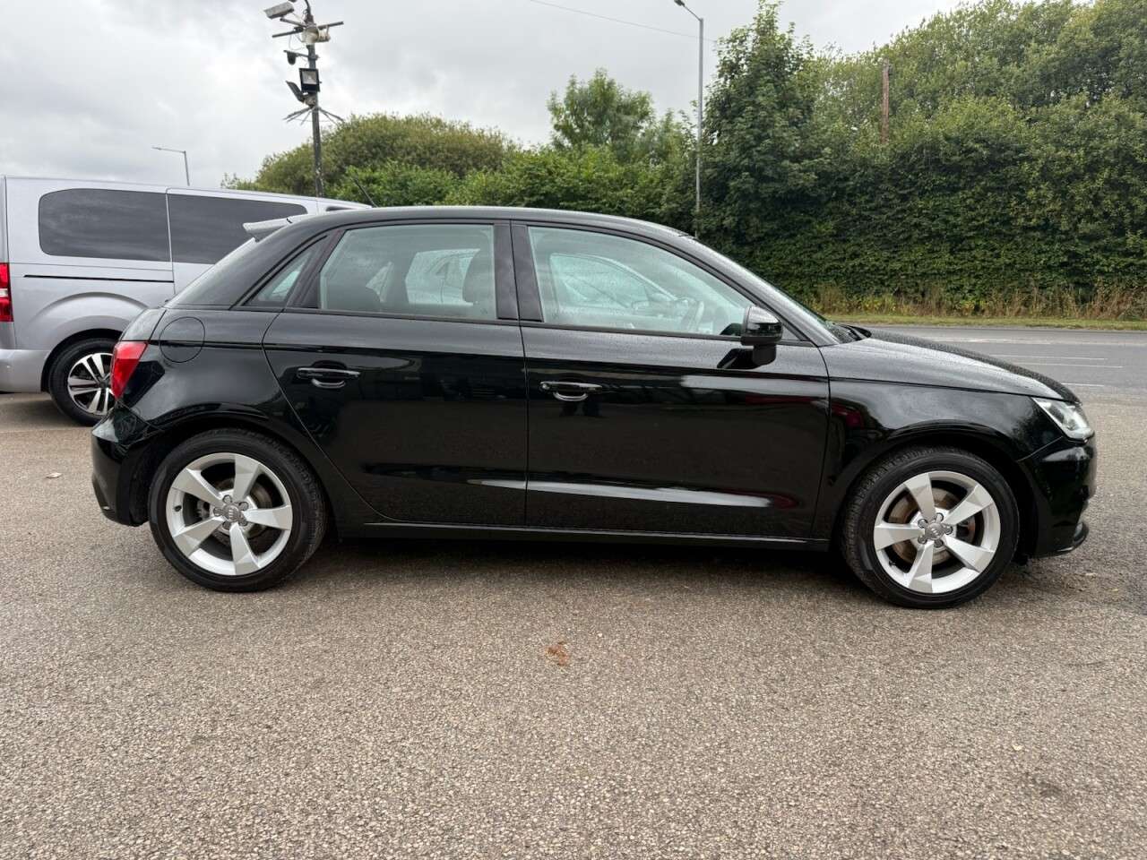 A 2015 AUDI A1 1.4 TFSI Sport Sportback 5dr Petrol Manual Euro 6 (s/s) (125 ps) **SAT NAV A 2015 AUDI A1 1.4 TFSI Sport Sportback 5dr Petrol Manual Euro 6 (s/s) (125 ps) **SAT NAV