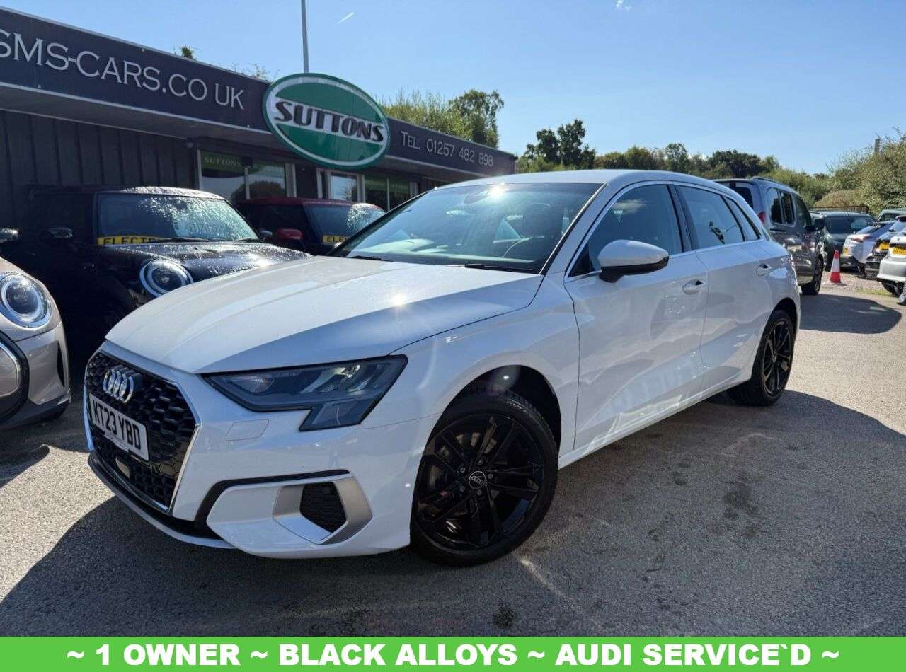 A 2023 AUDI A3 1.0 TFSI 30 Sport Sportback 5dr Petrol Manual Euro 6 (s/s) (110 ps) 1 PRIVA A 2023 AUDI A3 1.0 TFSI 30 Sport Sportback 5dr Petrol Manual Euro 6 (s/s) (110 ps) 1 PRIVA