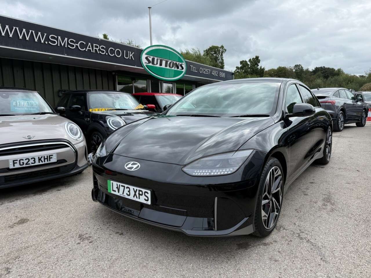 A 2023 HYUNDAI IONIQ 6 77.4kWh Premium Saloon 4dr Electric Auto (228 ps) **FIRST REGISTERED 04/11/ A 2023 HYUNDAI IONIQ 6 77.4kWh Premium Saloon 4dr Electric Auto (228 ps) **FIRST REGISTERED 04/11/