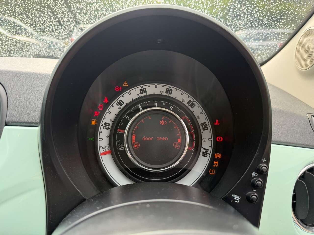 2017 FIAT 500 2017 FIAT 500