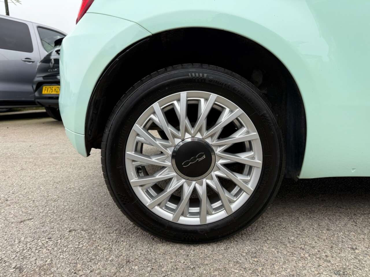 2017 FIAT 500 2017 FIAT 500