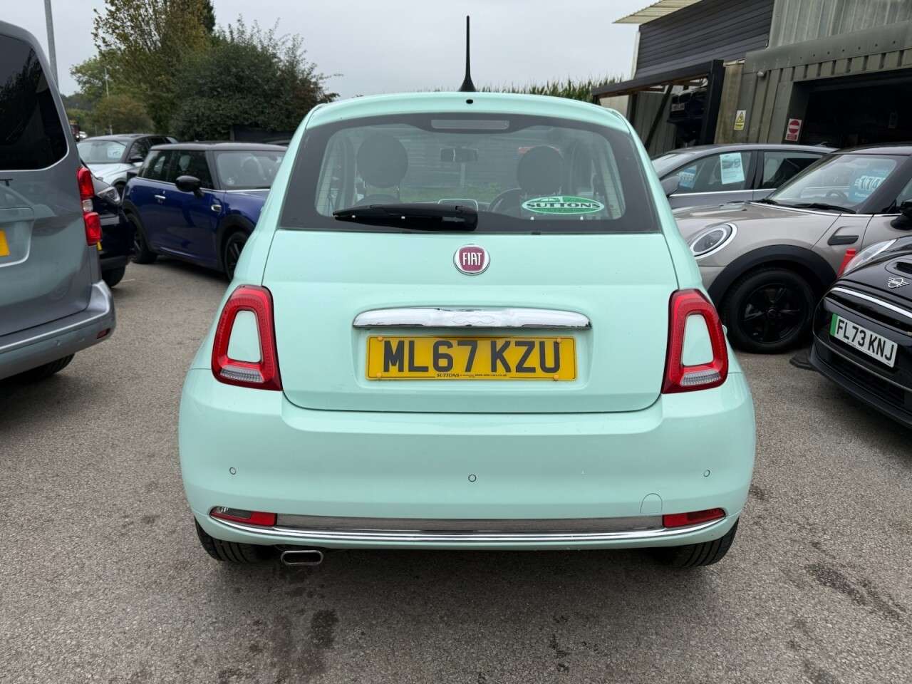 2017 FIAT 500 2017 FIAT 500