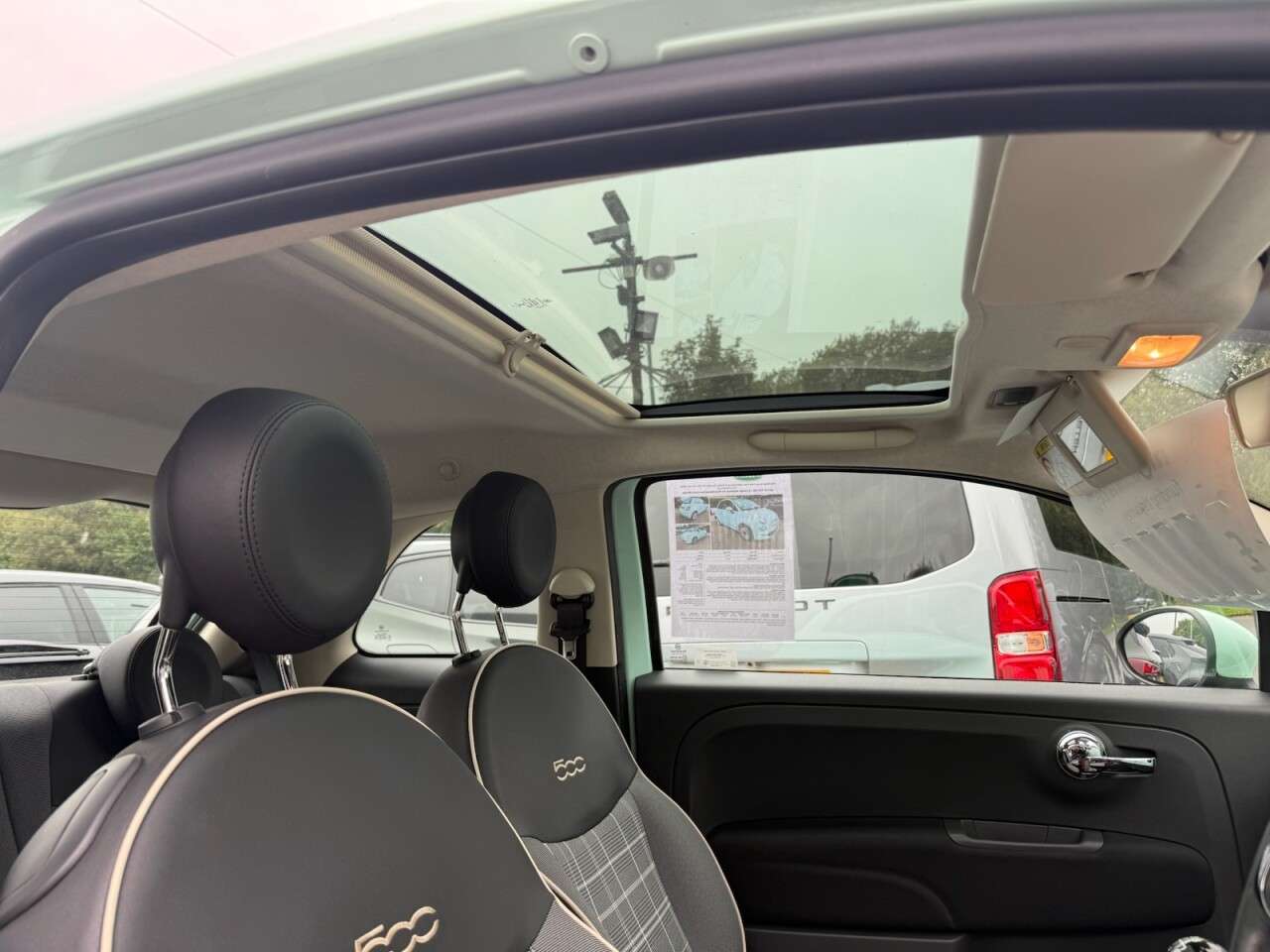 2017 FIAT 500 2017 FIAT 500