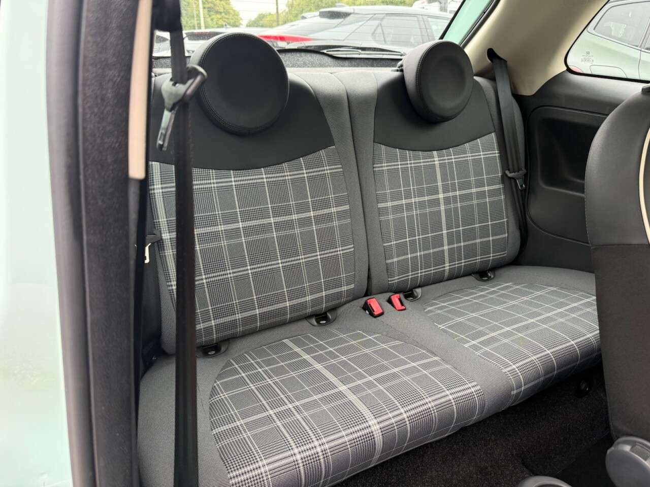 2017 FIAT 500 2017 FIAT 500