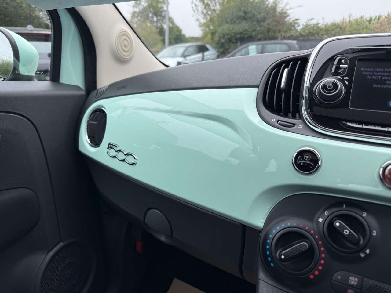 2017 FIAT 500 2017 FIAT 500