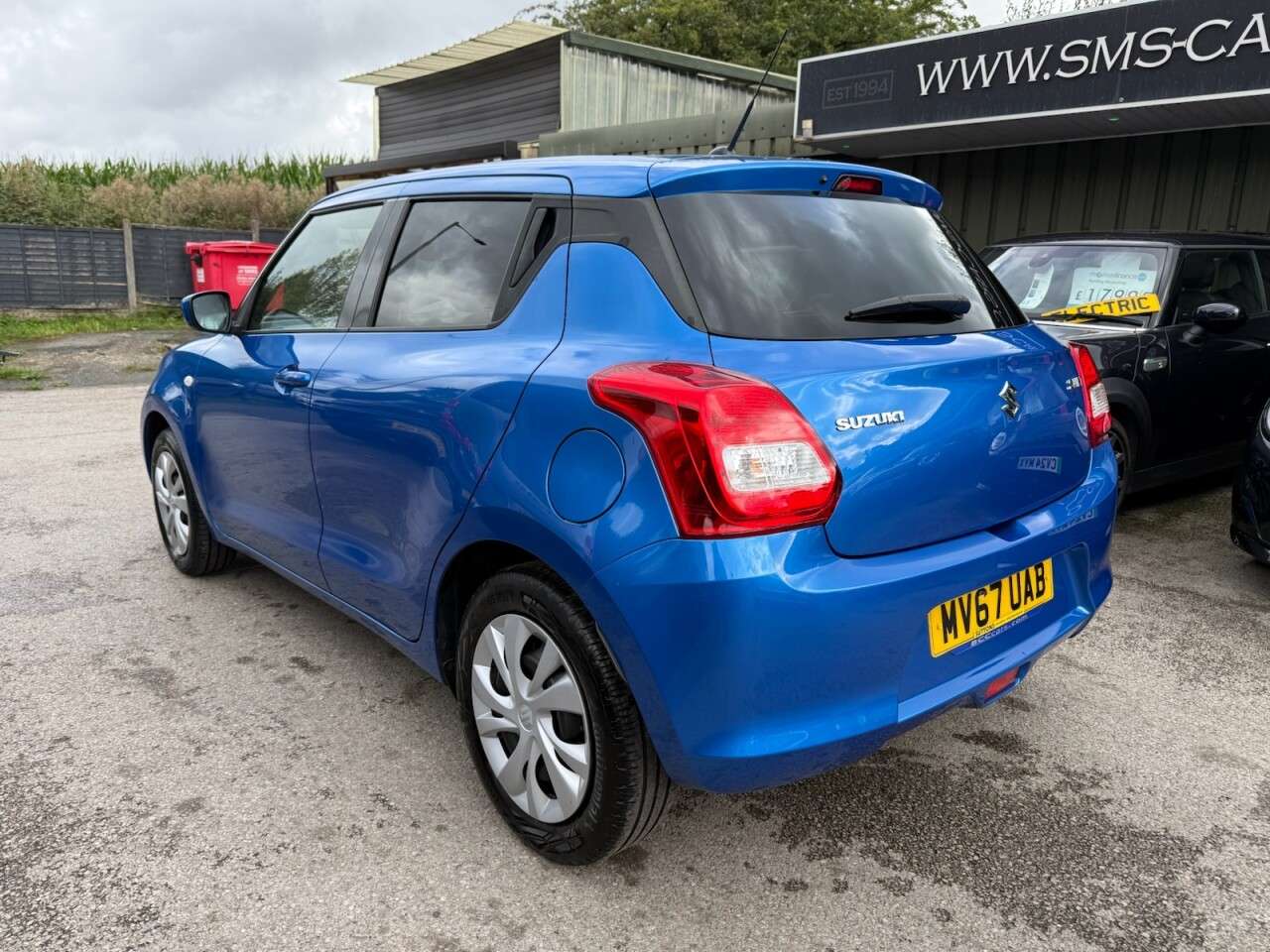 A 2017 SUZUKI SWIFT 1.2 Dualjet SZ3 Hatchback 5dr Petrol Manual Euro 6 (s/s) (90 ps) 1 OWNER & A 2017 SUZUKI SWIFT 1.2 Dualjet SZ3 Hatchback 5dr Petrol Manual Euro 6 (s/s) (90 ps) 1 OWNER &