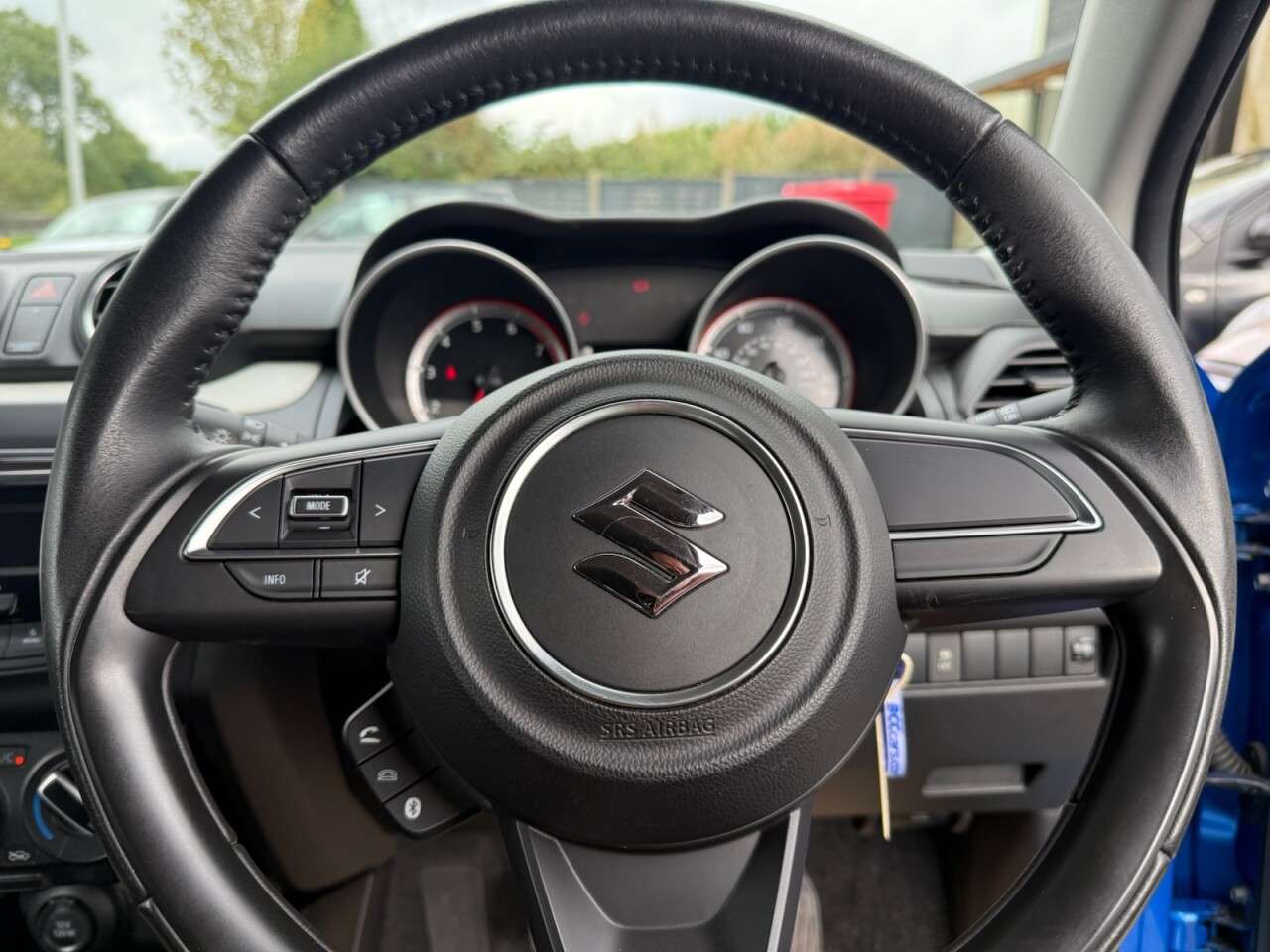 2017 SUZUKI SWIFT 2017 SUZUKI SWIFT
