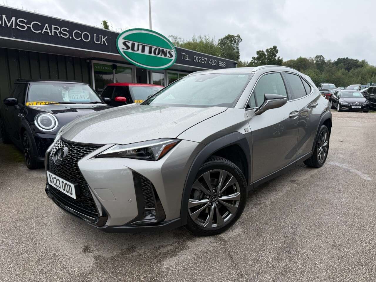 A 2023 LEXUS UX 2.0 250h F Sport Design SUV 5dr Petrol Hybrid E-CVT Euro 6 (s/s) (184 ps) 3 A 2023 LEXUS UX 2.0 250h F Sport Design SUV 5dr Petrol Hybrid E-CVT Euro 6 (s/s) (184 ps) 3
