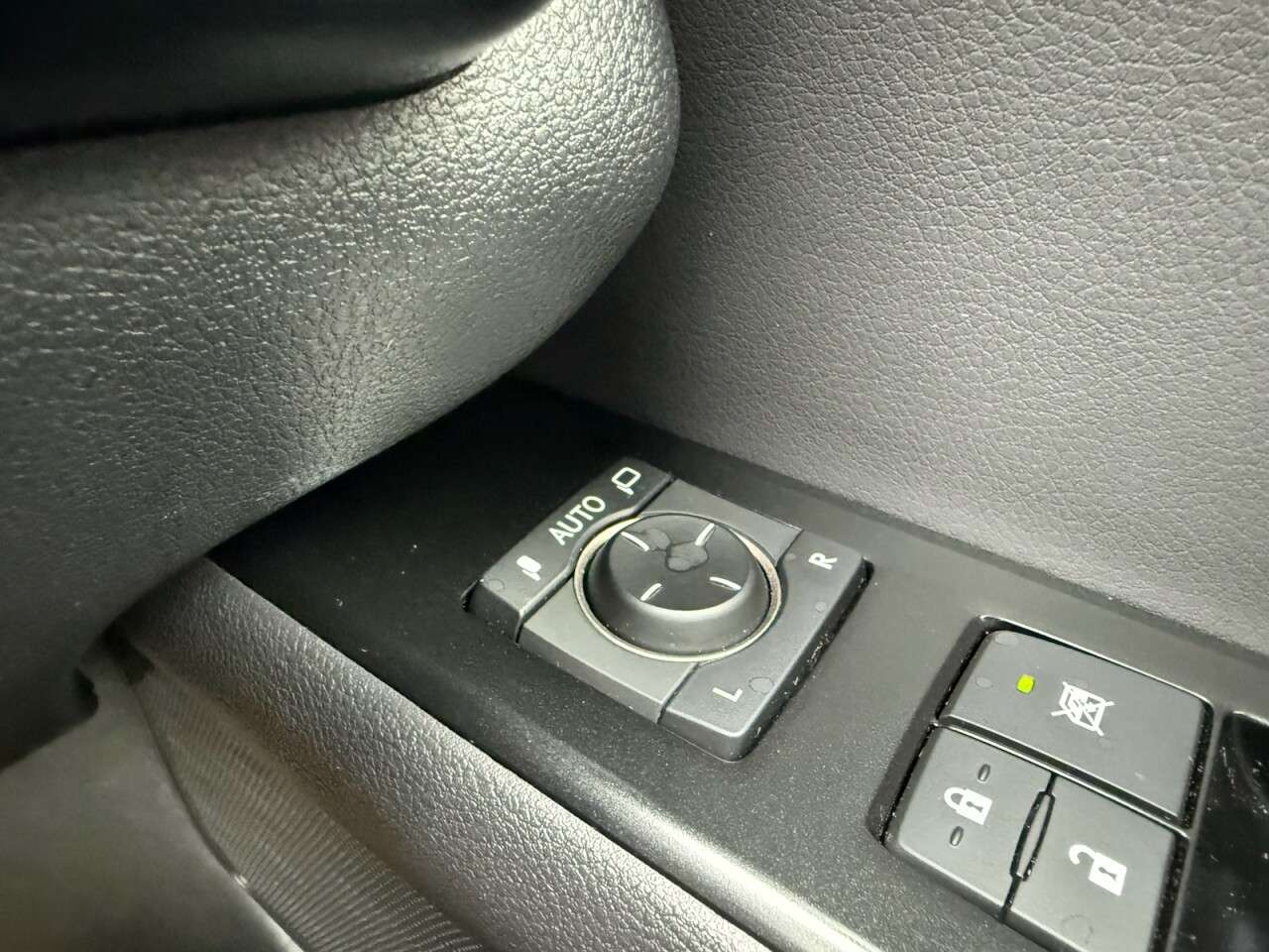 2023 LEXUS UX 2023 LEXUS UX