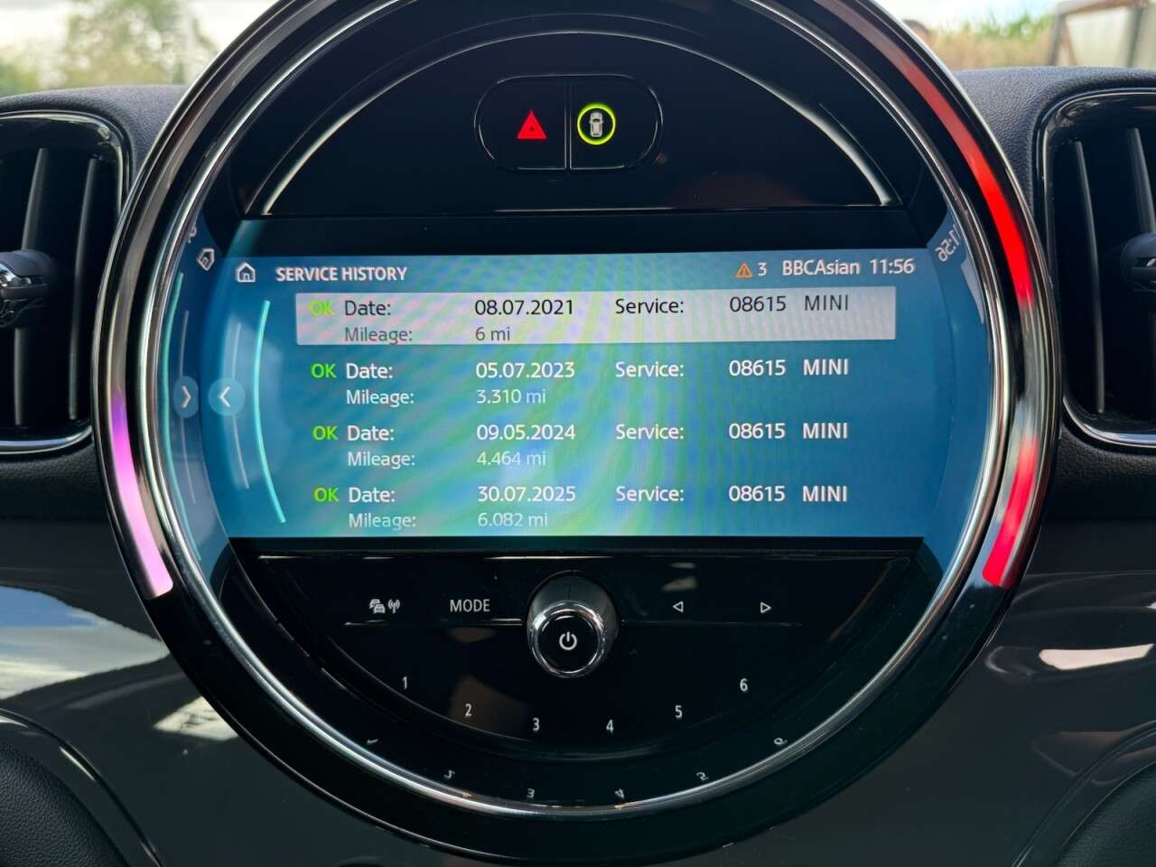 A 2021 MINI COUNTRYMAN 1.5 Cooper Classic SUV 5dr Petrol Steptronic Euro 6 (s/s) (136 ps) SAT NAV- A 2021 MINI COUNTRYMAN 1.5 Cooper Classic SUV 5dr Petrol Steptronic Euro 6 (s/s) (136 ps) SAT NAV-