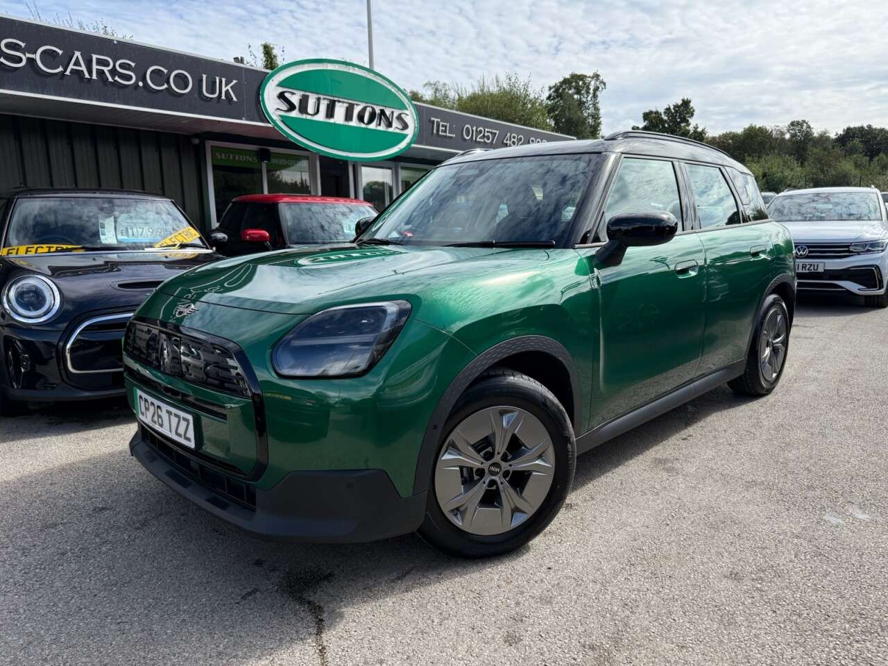 A 2026 MINI ELECTRIC COUNTRYMAN E 66.5kWh Classic SUV 5dr Electric Auto (204 ps) **FIRST REGISTERED 27/07/2 A 2026 MINI ELECTRIC COUNTRYMAN E 66.5kWh Classic SUV 5dr Electric Auto (204 ps) **FIRST REGISTERED 27/07/2