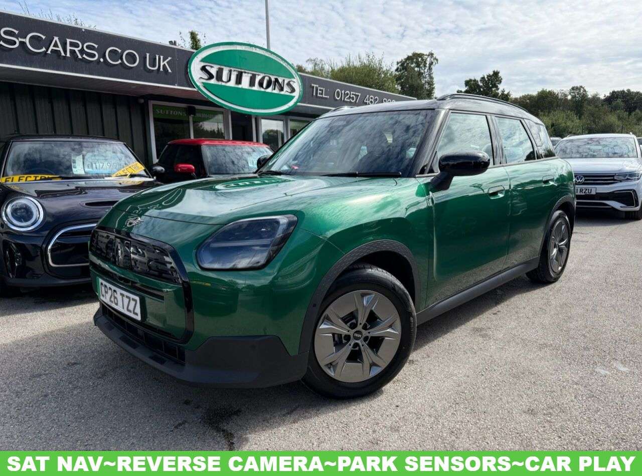 A 2026 MINI ELECTRIC COUNTRYMAN E 66.5kWh Classic SUV 5dr Electric Auto (204 ps) **FIRST REGISTERED 27/07/2 A 2026 MINI ELECTRIC COUNTRYMAN E 66.5kWh Classic SUV 5dr Electric Auto (204 ps) **FIRST REGISTERED 27/07/2