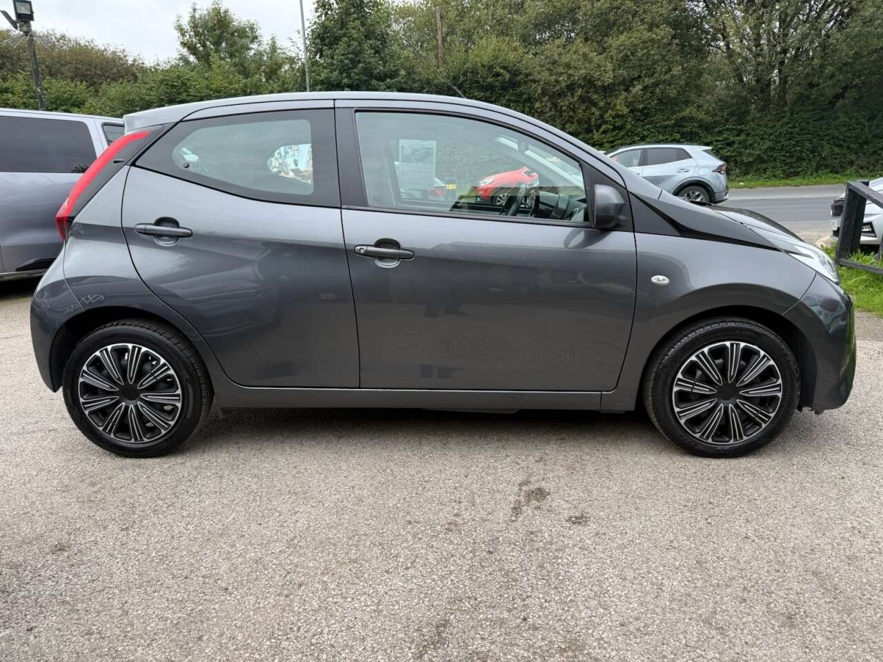 2021 TOYOTA AYGO 2021 TOYOTA AYGO