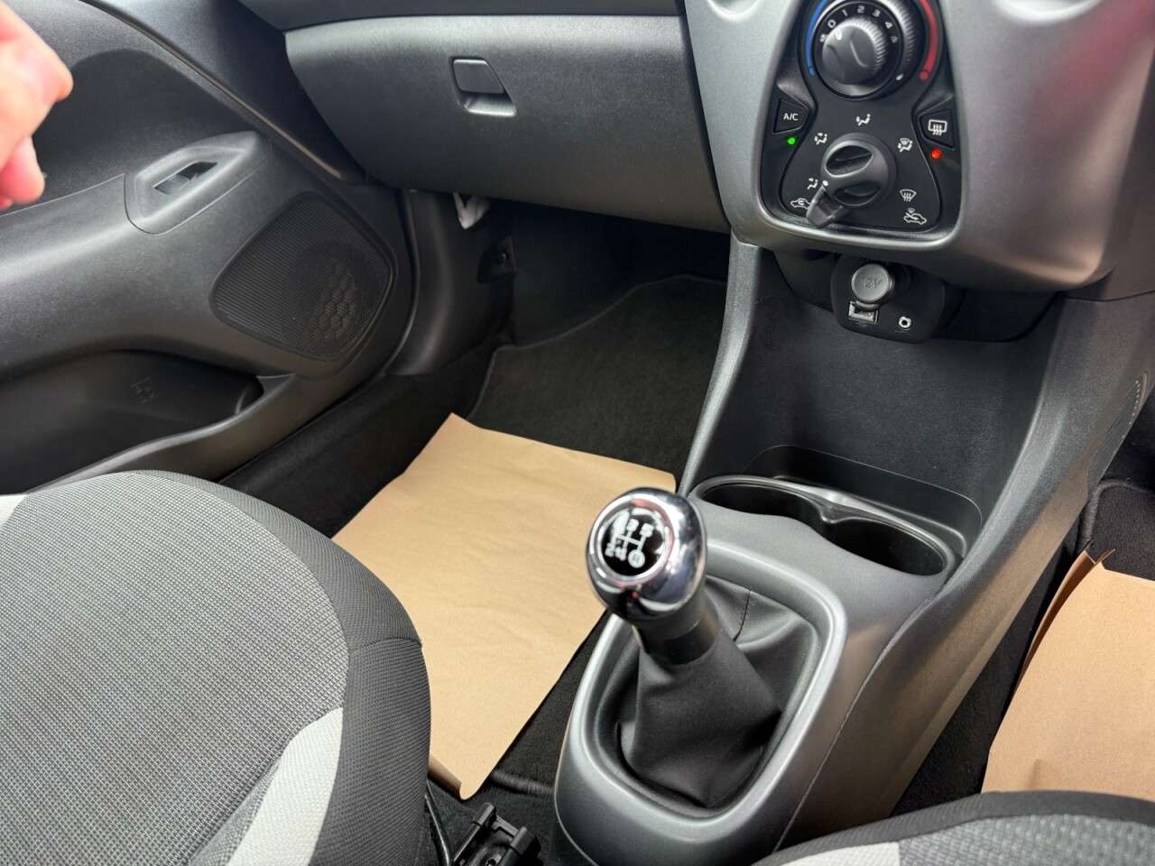 2021 TOYOTA AYGO 2021 TOYOTA AYGO