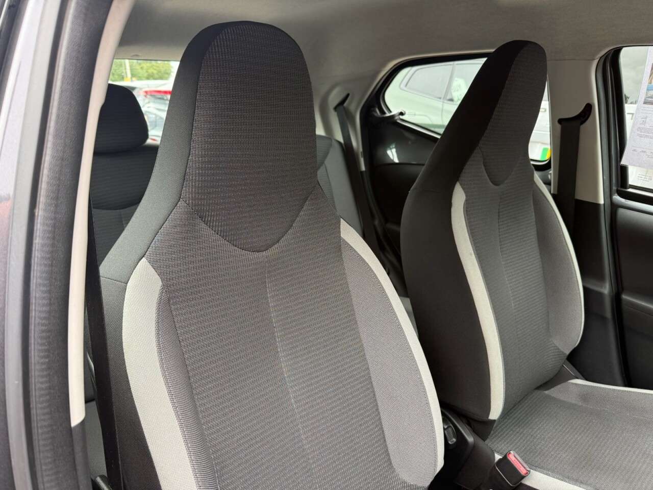 2021 TOYOTA AYGO 2021 TOYOTA AYGO