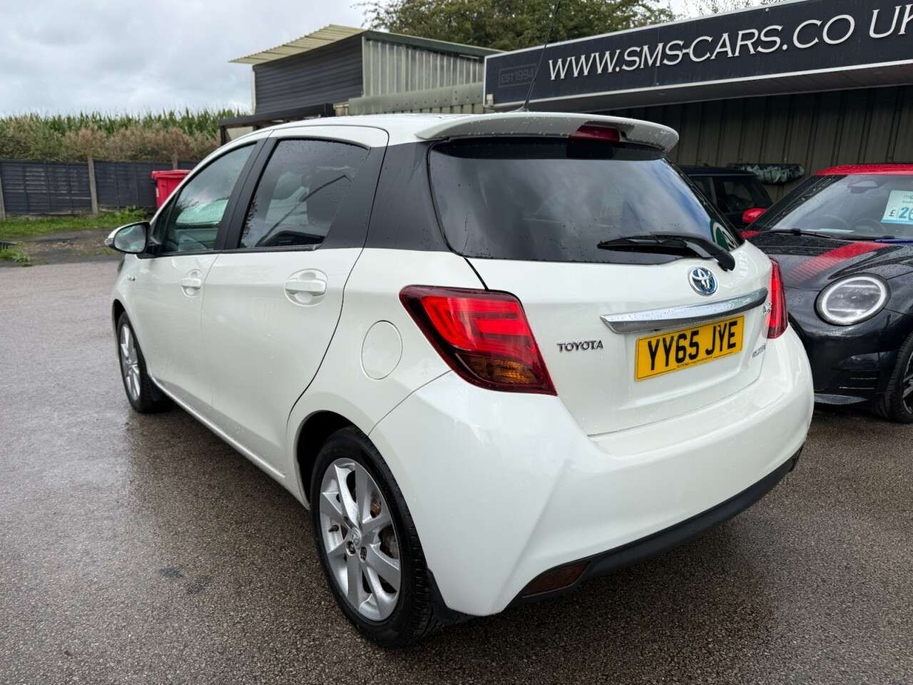 2015 TOYOTA YARIS 2015 TOYOTA YARIS