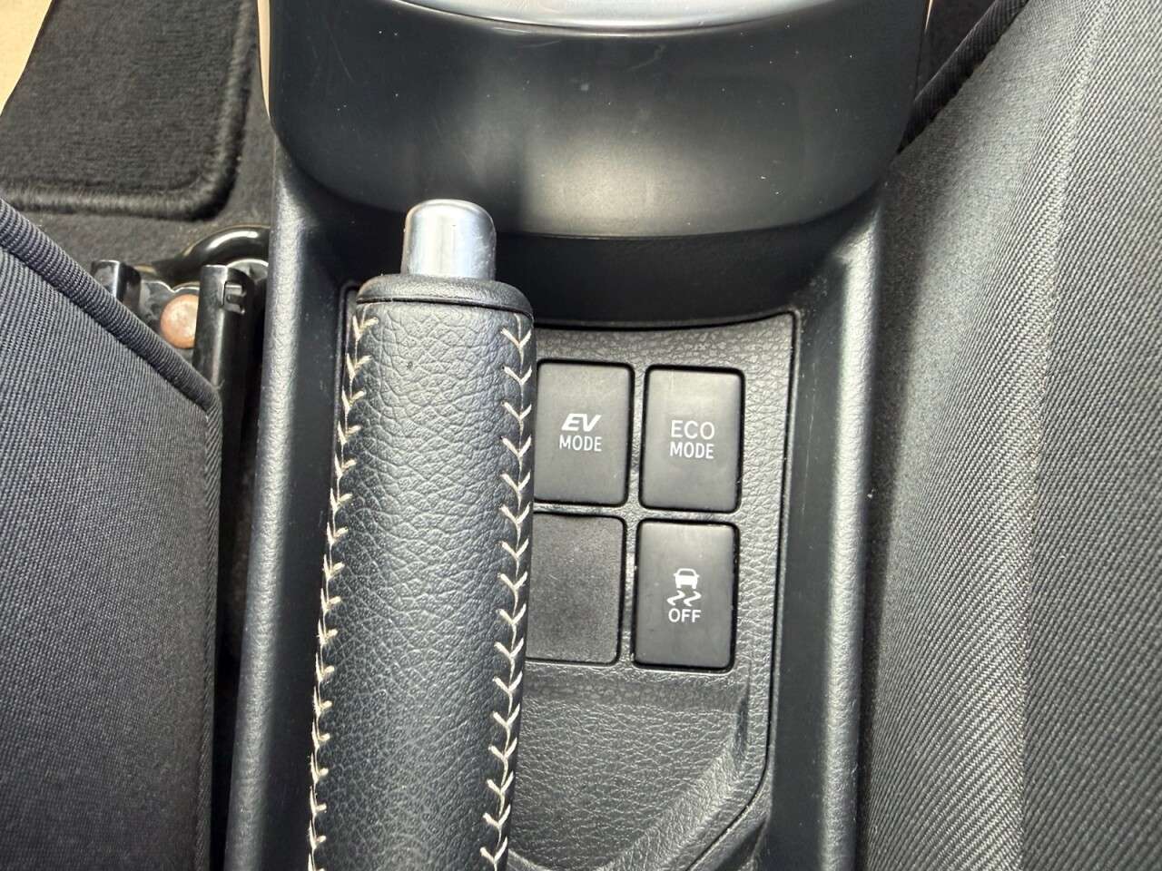 2015 TOYOTA YARIS 2015 TOYOTA YARIS