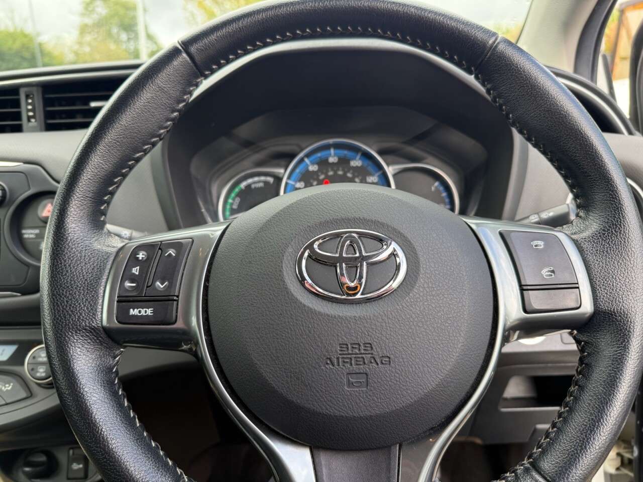 2015 TOYOTA YARIS 2015 TOYOTA YARIS