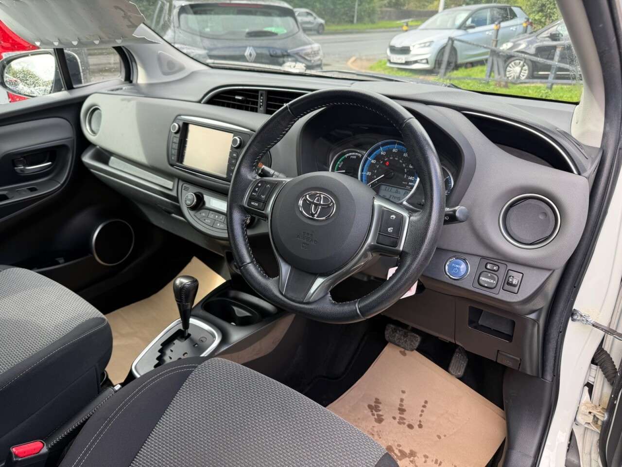 2015 TOYOTA YARIS 2015 TOYOTA YARIS