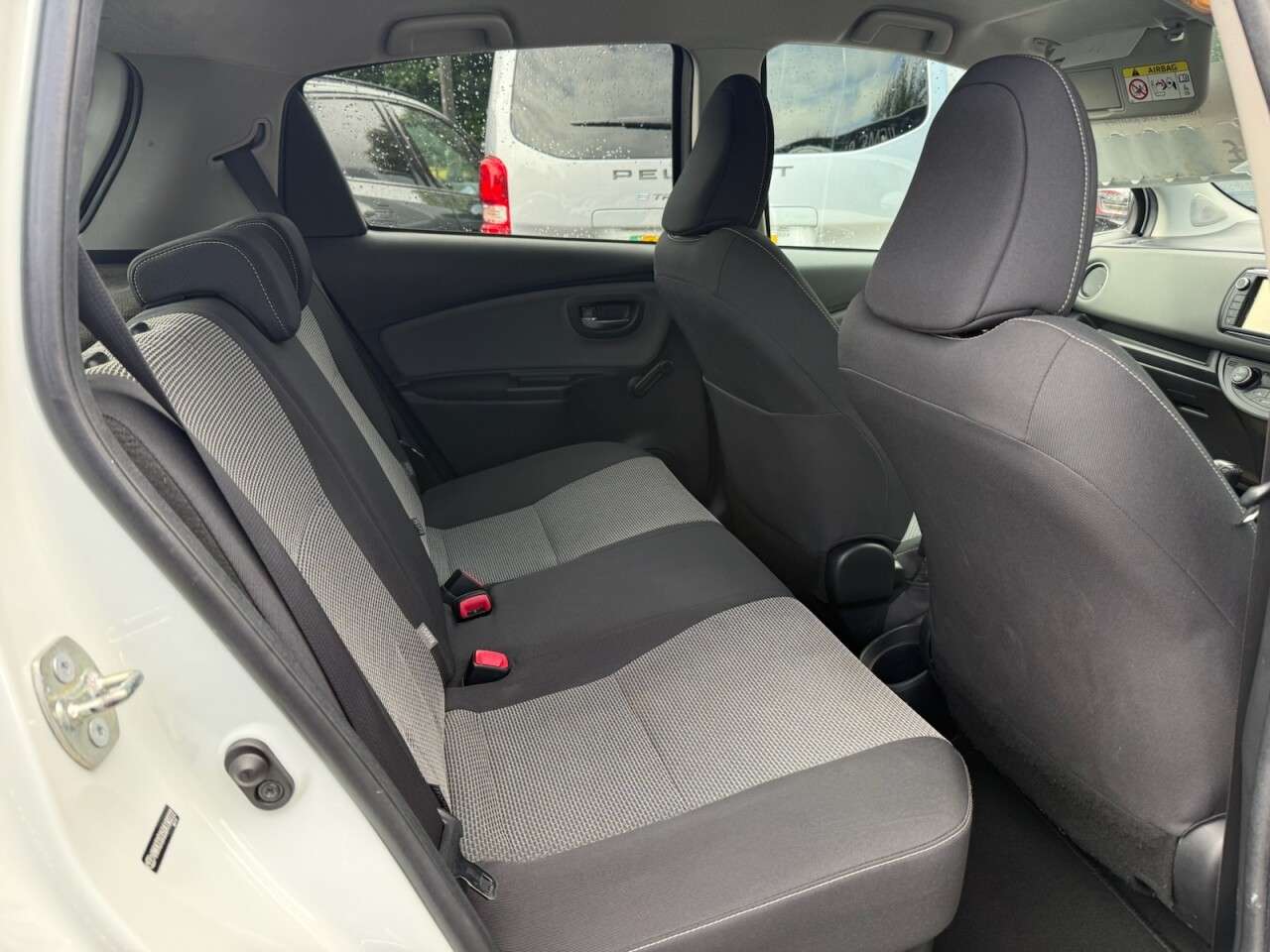 2015 TOYOTA YARIS 2015 TOYOTA YARIS
