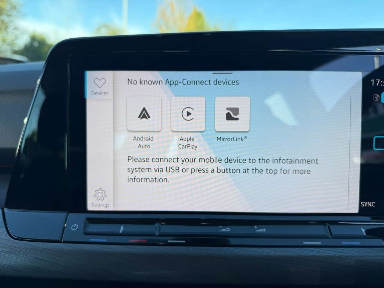 A 2020 VOLKSWAGEN GOLF 1.5 TSI Style Hatchback 5dr Petrol Manual Euro 6 (s/s) (150 ps) SAT NAV~APP A 2020 VOLKSWAGEN GOLF 1.5 TSI Style Hatchback 5dr Petrol Manual Euro 6 (s/s) (150 ps) SAT NAV~APP
