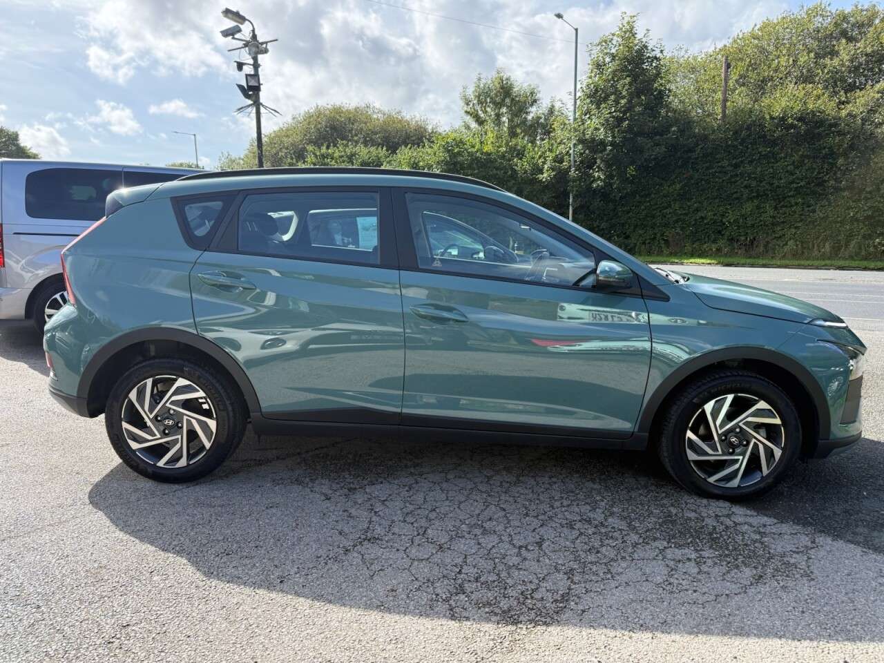 A 2025 HYUNDAI BAYON 1.0 T-GDi Advance SUV 5dr Petrol DCT Euro 6 (s/s) (100 ps) SAT NAV & REVERS A 2025 HYUNDAI BAYON 1.0 T-GDi Advance SUV 5dr Petrol DCT Euro 6 (s/s) (100 ps) SAT NAV & REVERS
