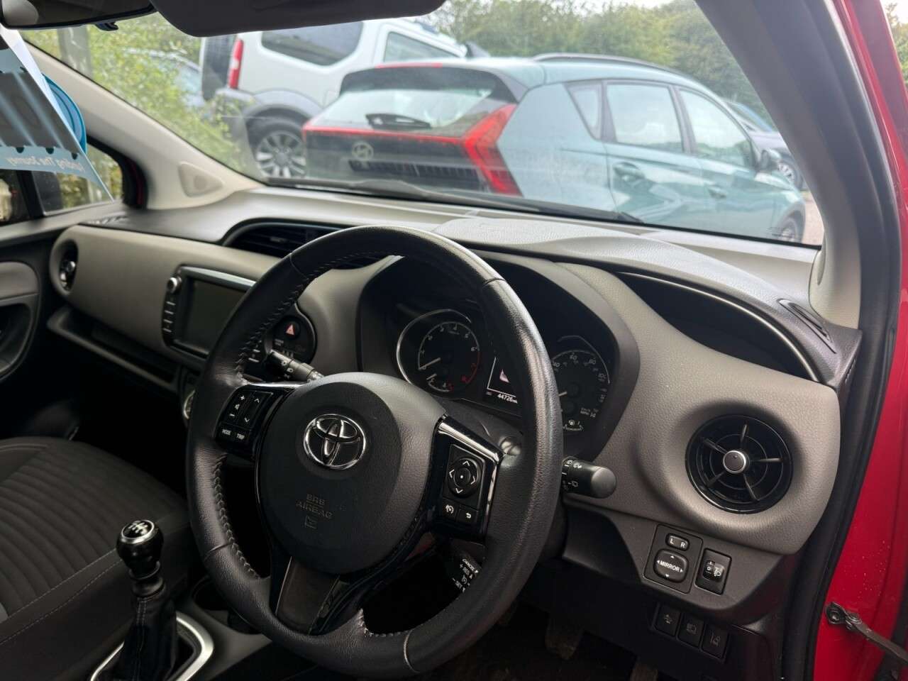 2018 TOYOTA YARIS 2018 TOYOTA YARIS