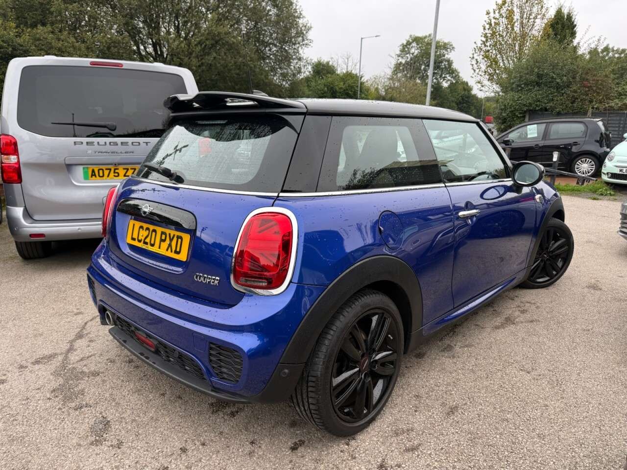 A 2020 MINI HATCH 1.5 Cooper Sport Hatchback 3dr Petrol Manual Euro 6 (s/s) (136 ps) NAVIGATI A 2020 MINI HATCH 1.5 Cooper Sport Hatchback 3dr Petrol Manual Euro 6 (s/s) (136 ps) NAVIGATI