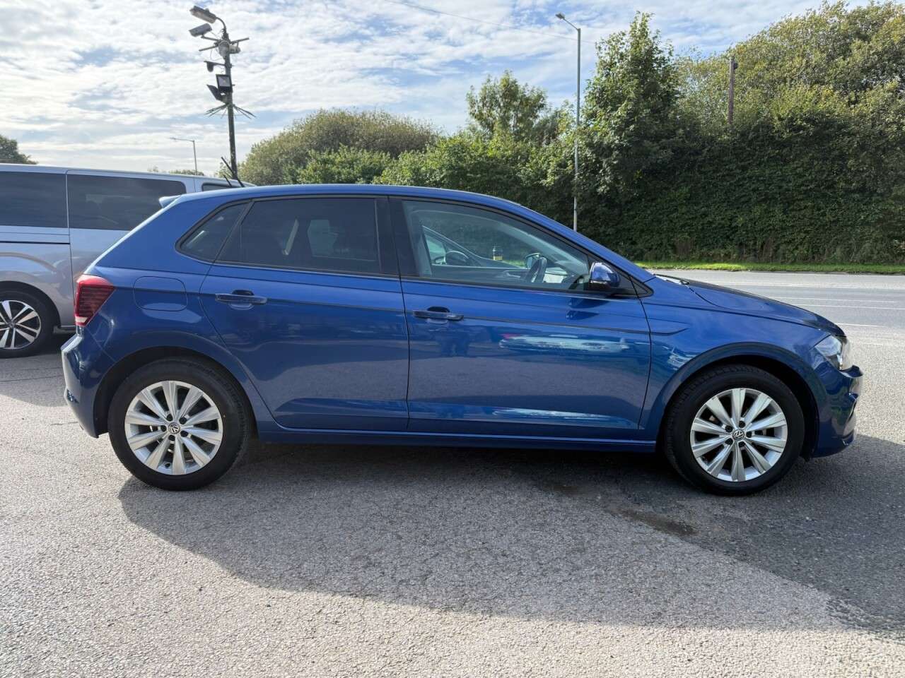 A 2020 VOLKSWAGEN POLO 1.0 TSI Match Hatchback 5dr Petrol Manual Euro 6 (s/s) (95 ps) APPLE PLAY~A A 2020 VOLKSWAGEN POLO 1.0 TSI Match Hatchback 5dr Petrol Manual Euro 6 (s/s) (95 ps) APPLE PLAY~A
