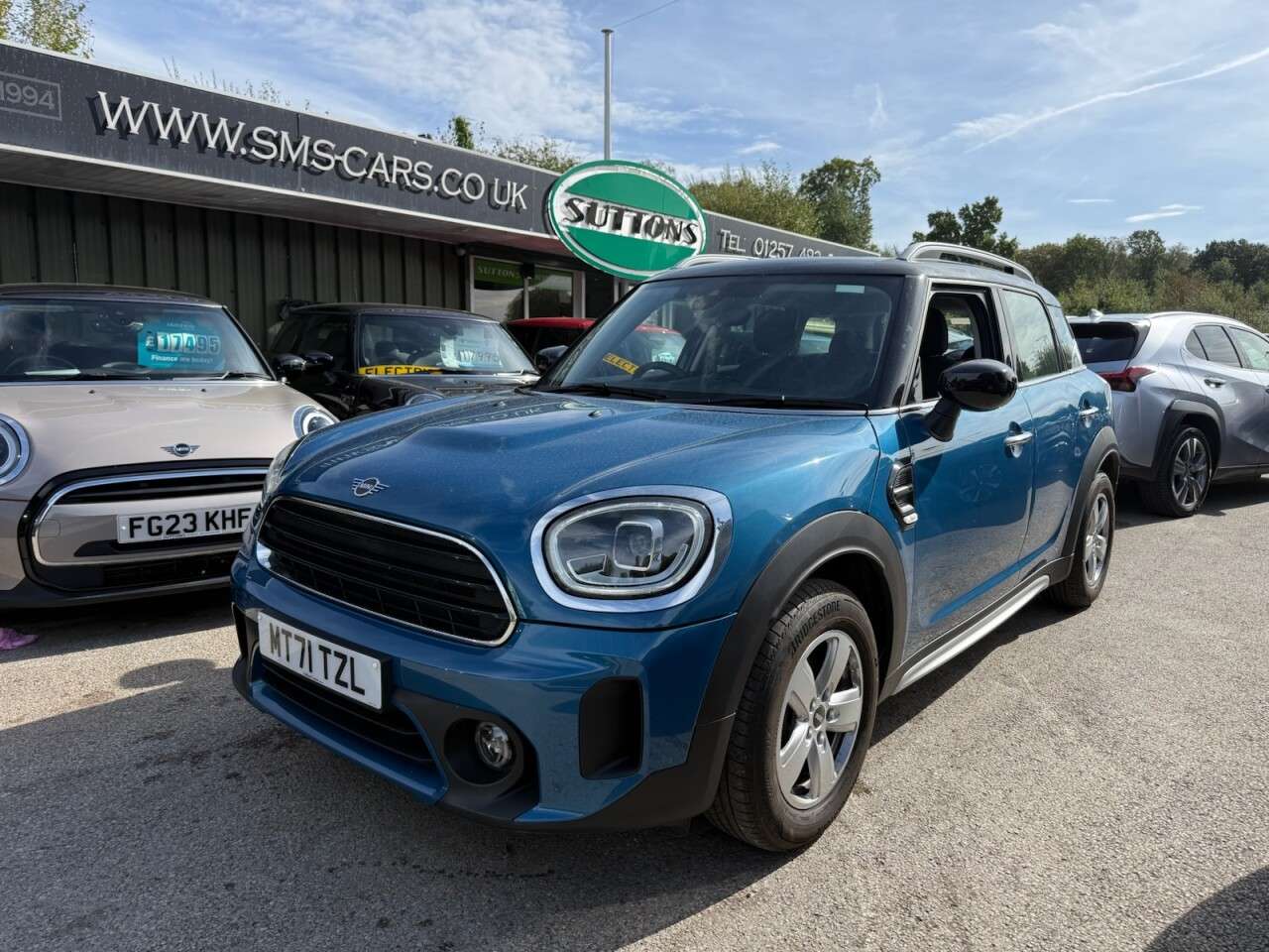 A 2021 MINI COUNTRYMAN 1.5 Cooper Classic SUV 5dr Petrol Steptronic Euro 6 (s/s) (136 ps) JUST ARR A 2021 MINI COUNTRYMAN 1.5 Cooper Classic SUV 5dr Petrol Steptronic Euro 6 (s/s) (136 ps) JUST ARR