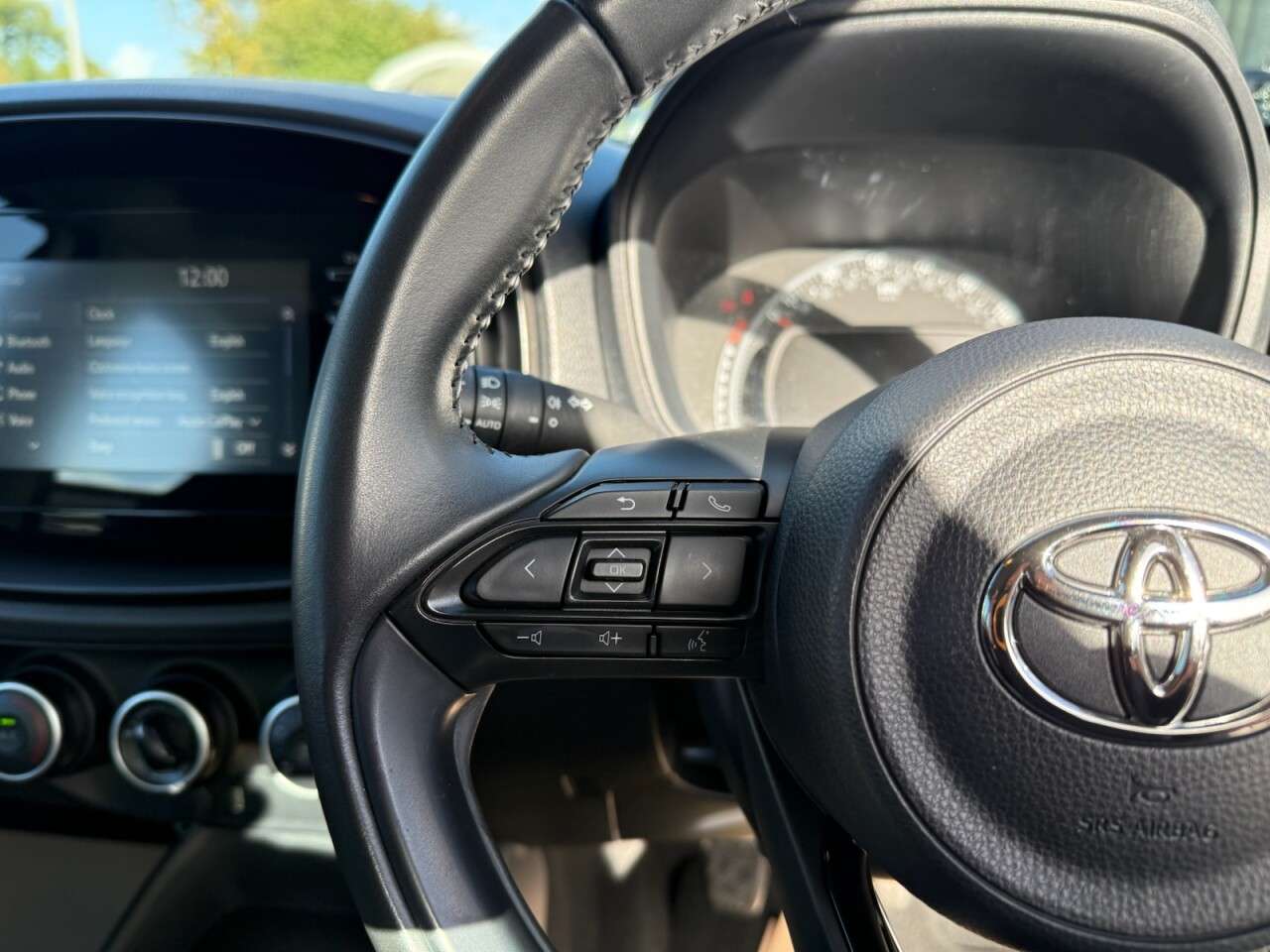 2022 TOYOTA AYGO X 2022 TOYOTA AYGO X