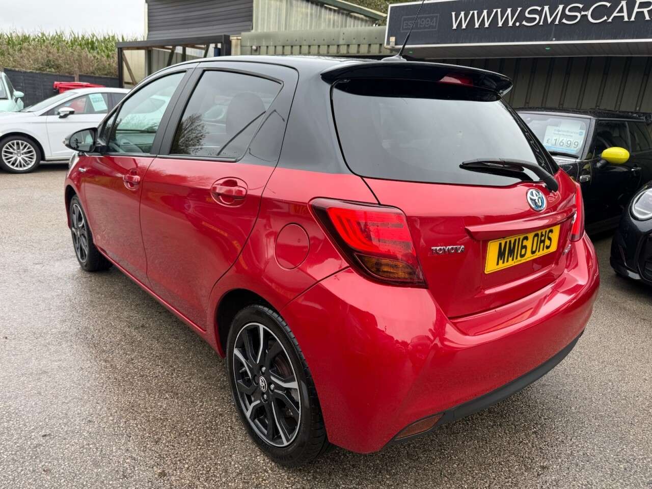 2016 TOYOTA YARIS 2016 TOYOTA YARIS