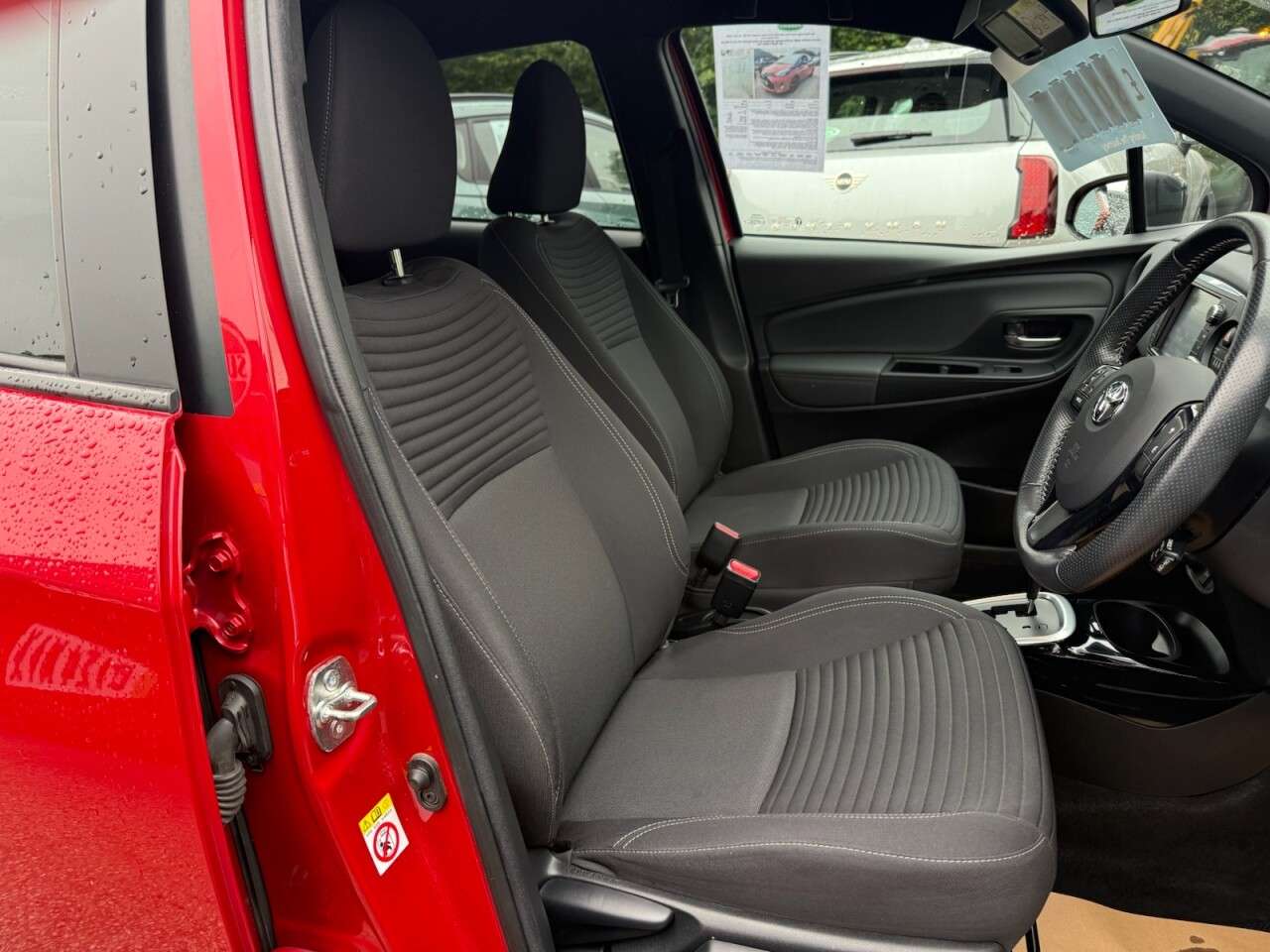 2016 TOYOTA YARIS 2016 TOYOTA YARIS