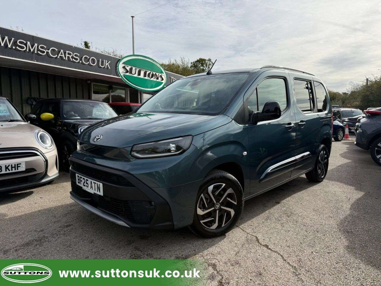 A 2025 TOYOTA PROACE CITY VERSO 50kWh Design Short MPV 5dr Electric Auto (136 ps) SAT NAV~REVERSE CAMERA~CA A 2025 TOYOTA PROACE CITY VERSO 50kWh Design Short MPV 5dr Electric Auto (136 ps) SAT NAV~REVERSE CAMERA~CA