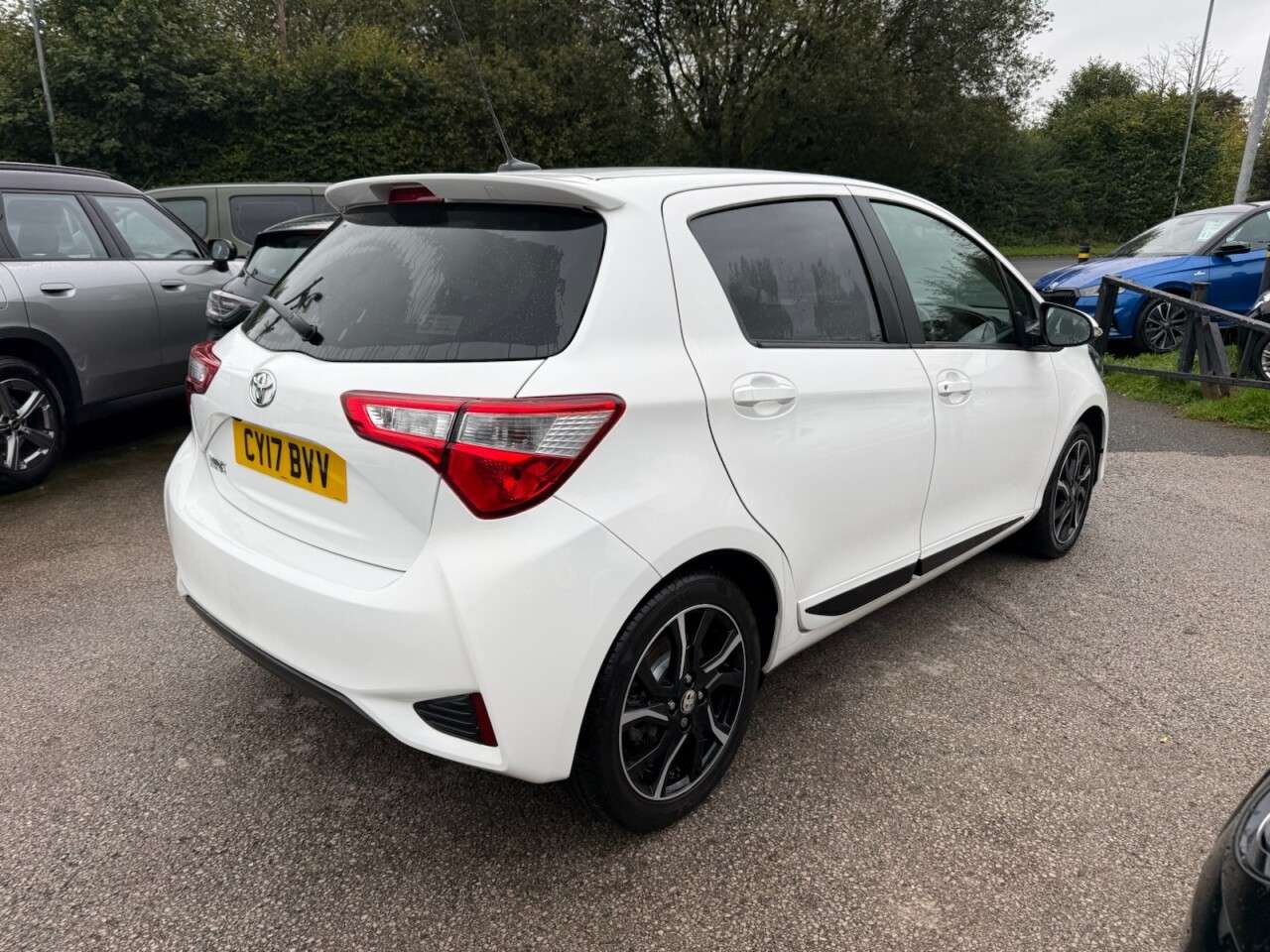 A 2017 TOYOTA YARIS 1.5 VVT-i Design Hatchback 5dr Petrol Manual Euro 6 (111 ps) A 2017 TOYOTA YARIS 1.5 VVT-i Design Hatchback 5dr Petrol Manual Euro 6 (111 ps)