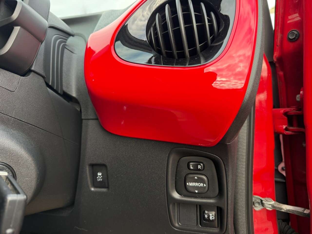 2017 TOYOTA AYGO 2017 TOYOTA AYGO