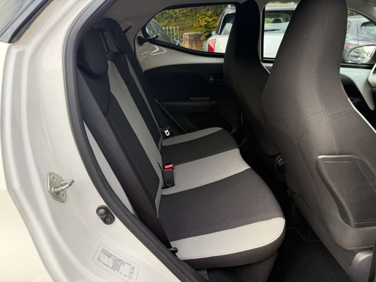 2017 TOYOTA AYGO 2017 TOYOTA AYGO