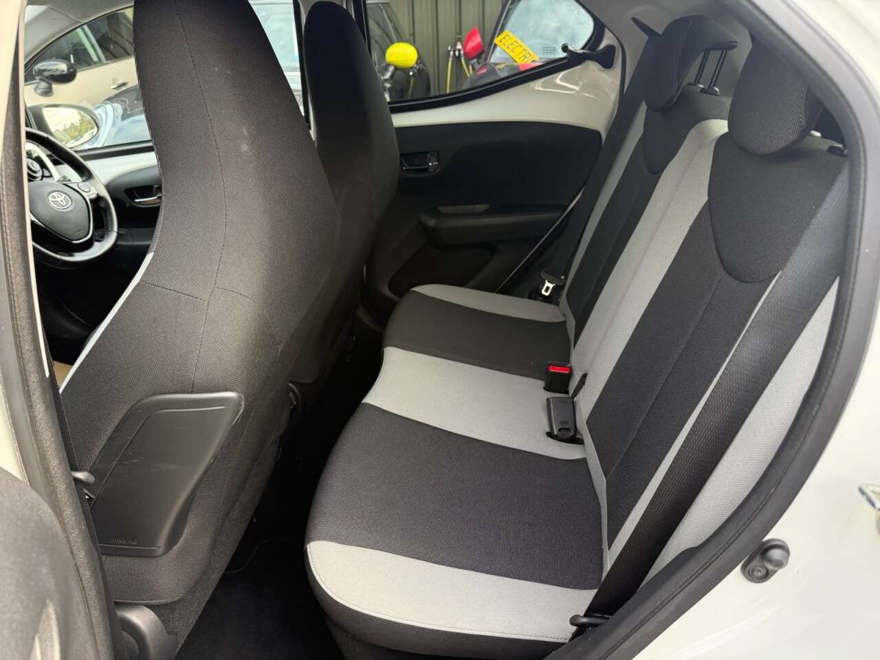 2017 TOYOTA AYGO 2017 TOYOTA AYGO