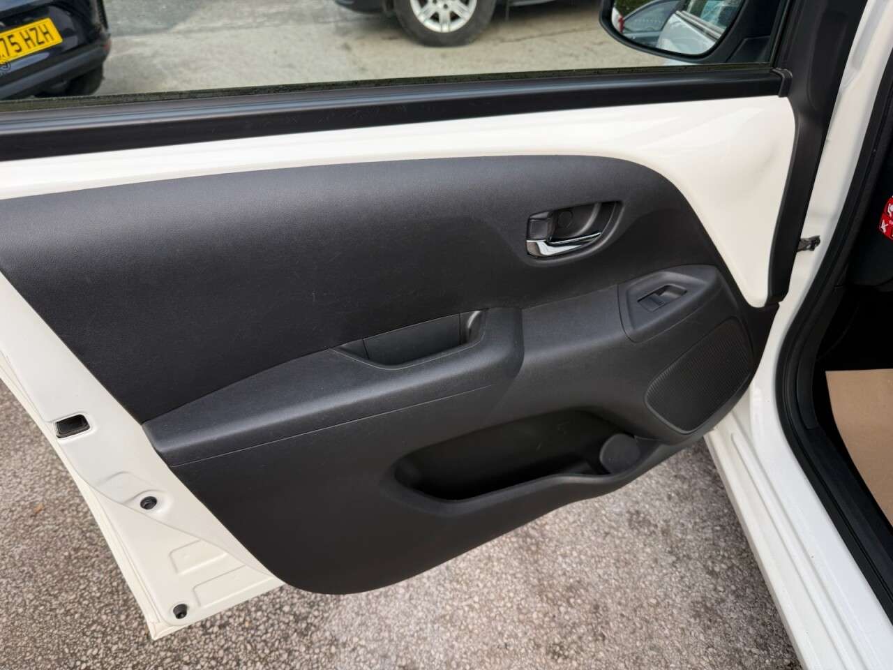 2017 TOYOTA AYGO 2017 TOYOTA AYGO