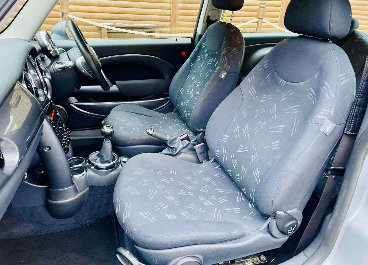 2006 MINI HATCH 2006 MINI HATCH