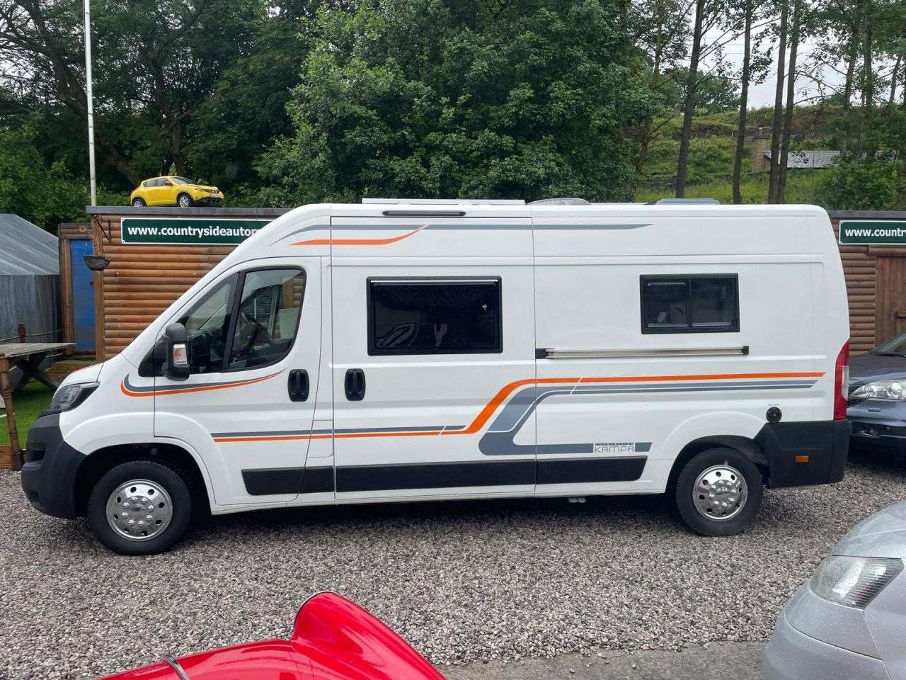 A 2021 PEUGEOT BOXER Countryside MotoRome 2 Berth Motorhome . 2.2 Blue HDi Long wheel base SS 2 A 2021 PEUGEOT BOXER Countryside MotoRome 2 Berth Motorhome . 2.2 Blue HDi Long wheel base SS 2