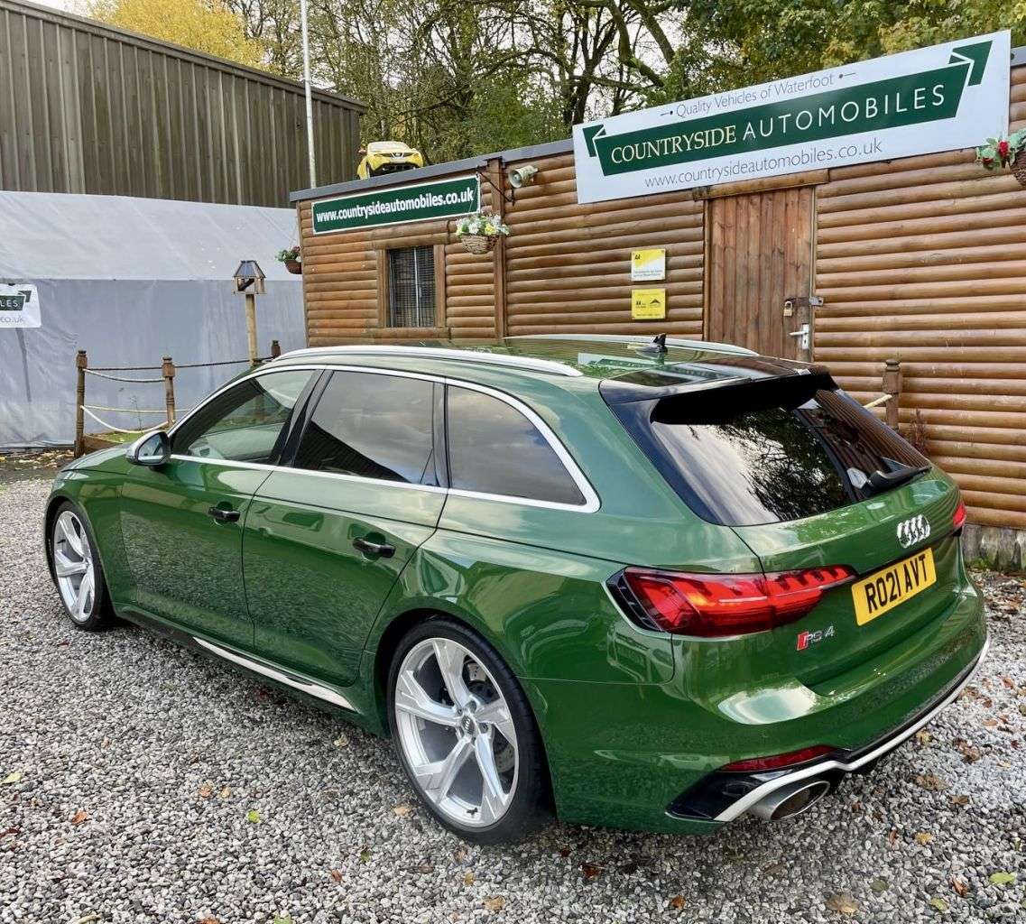 2021 AUDI RS4 AVANT 2021 AUDI RS4 AVANT