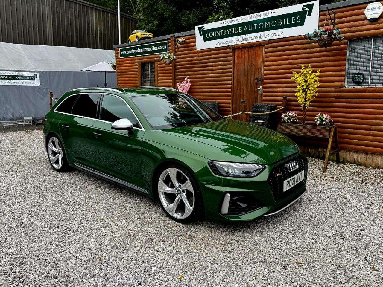 A 2021 AUDI RS4 AVANT 2.9 TFSI V6 Estate 5dr Petrol Tiptronic quattro Euro 6 (s/s) (450 ps) COMFO A 2021 AUDI RS4 AVANT 2.9 TFSI V6 Estate 5dr Petrol Tiptronic quattro Euro 6 (s/s) (450 ps) COMFO
