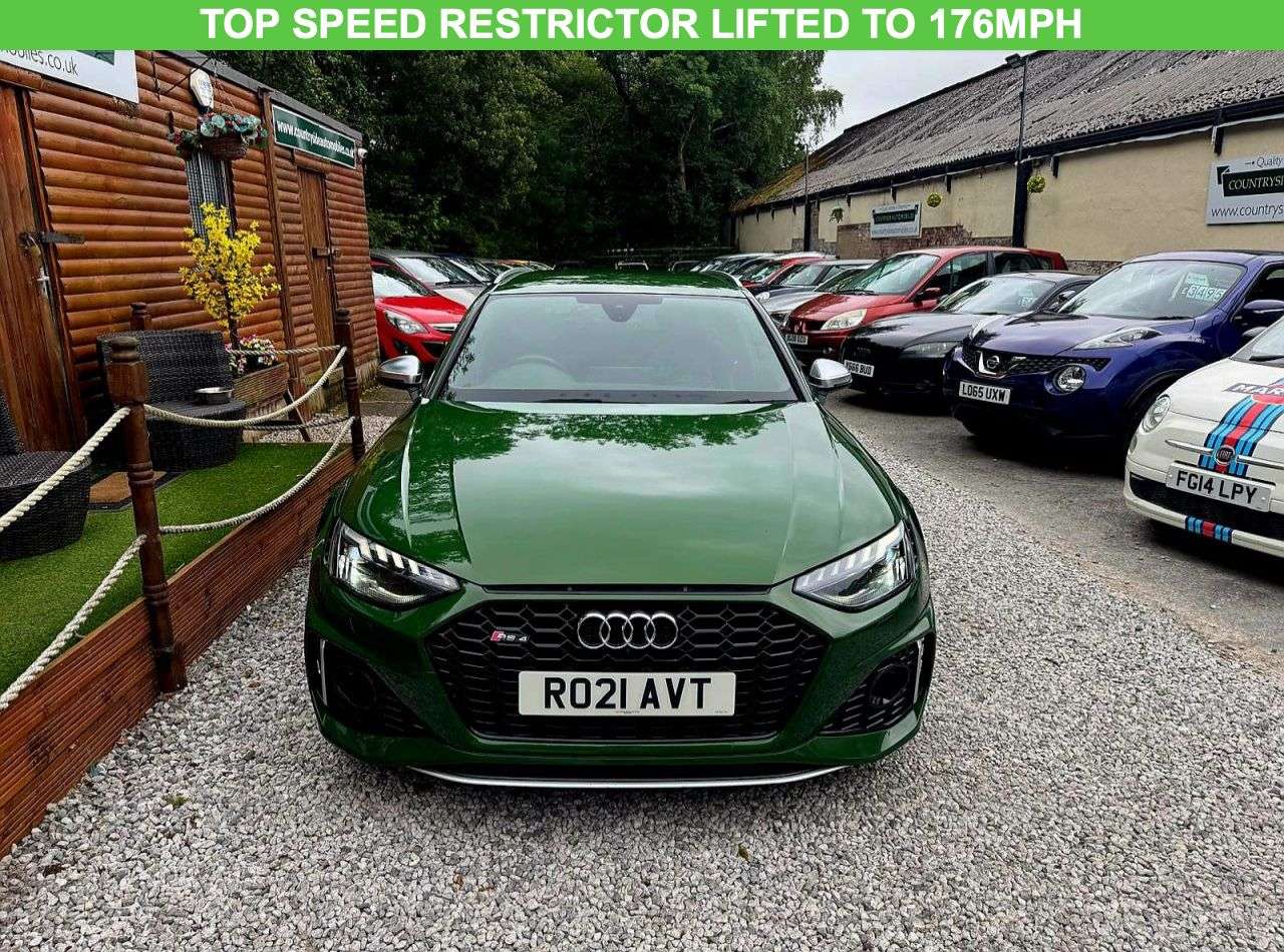 A 2021 AUDI RS4 AVANT 2.9 TFSI V6 Estate 5dr Petrol Tiptronic quattro Euro 6 (s/s) (450 ps) COMFO A 2021 AUDI RS4 AVANT 2.9 TFSI V6 Estate 5dr Petrol Tiptronic quattro Euro 6 (s/s) (450 ps) COMFO